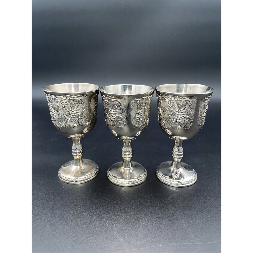 Studio Silversmiths Embossed Silver Plate Grapevine Kiddush Wine Goblet Glasses